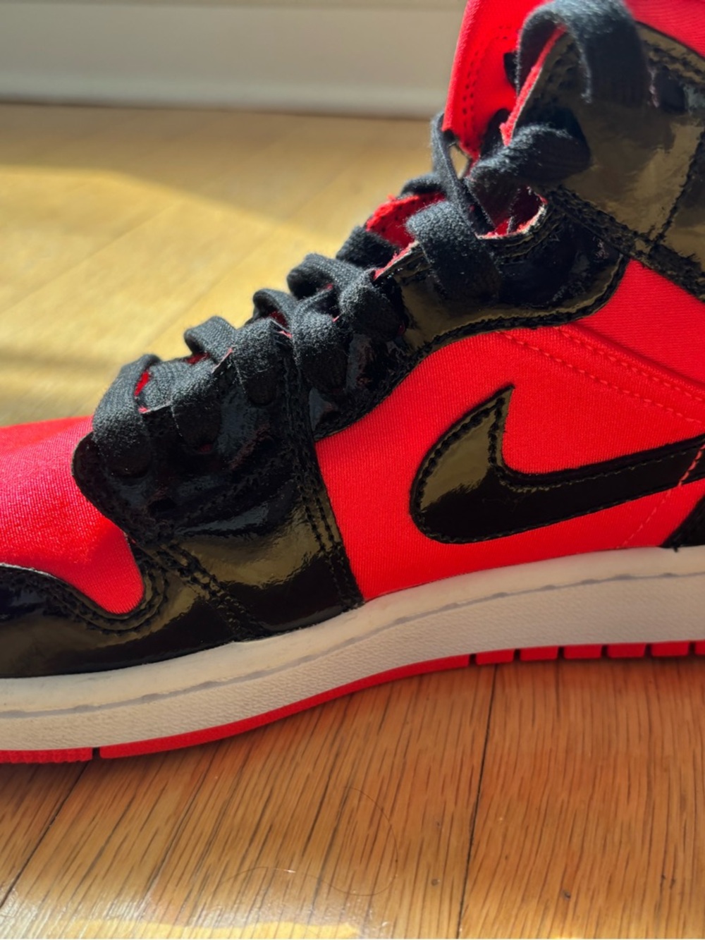 Air Jordan 1s, Infrared and Black High-Top Sneakers - Picture 2 of 9